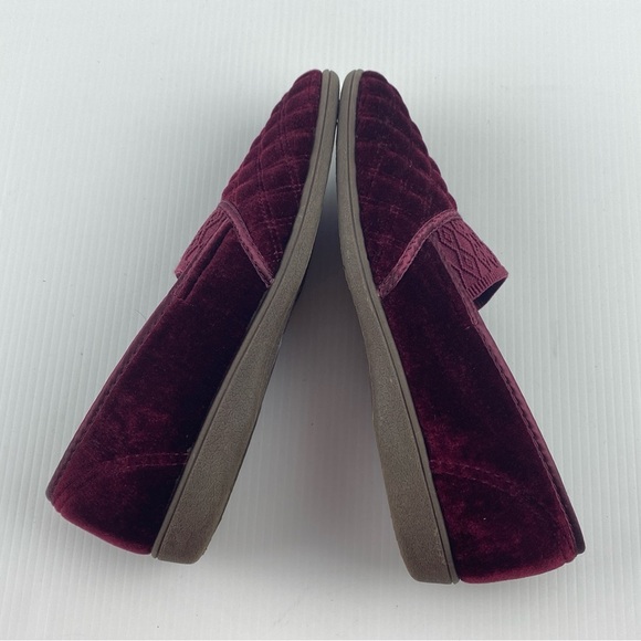 Tender Tootsies Lily Slippers Sz 7 Bergundy Plush - Picture 6 of 11